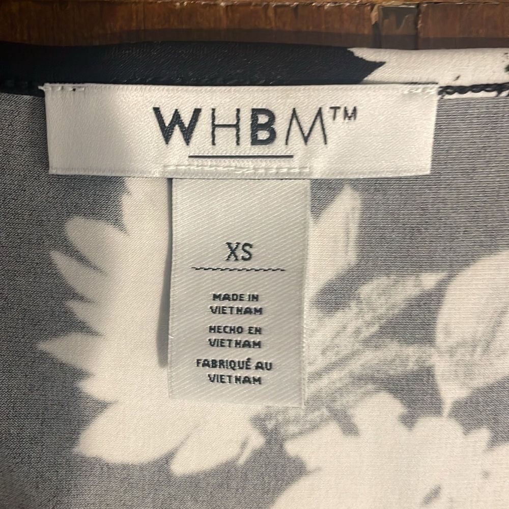 White House Black Market Sleeveless Top Size XS - Picture 9 of 10